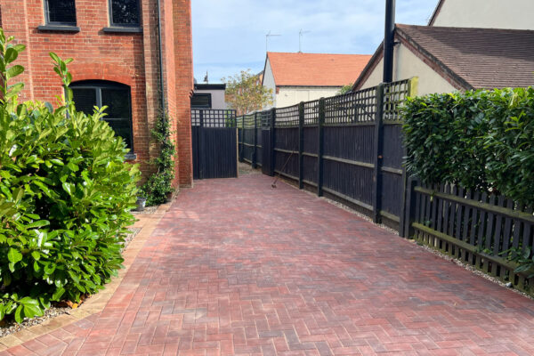 PRO-SCAPES_IMG_WEB_1920_BLOCK-PAVING-1 (7)